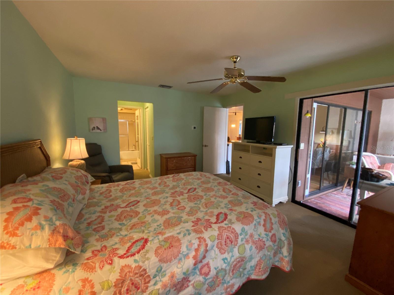 2000 FORREST NELSON BLVD #G2, PORT CHARLOTTE, FL, 33952