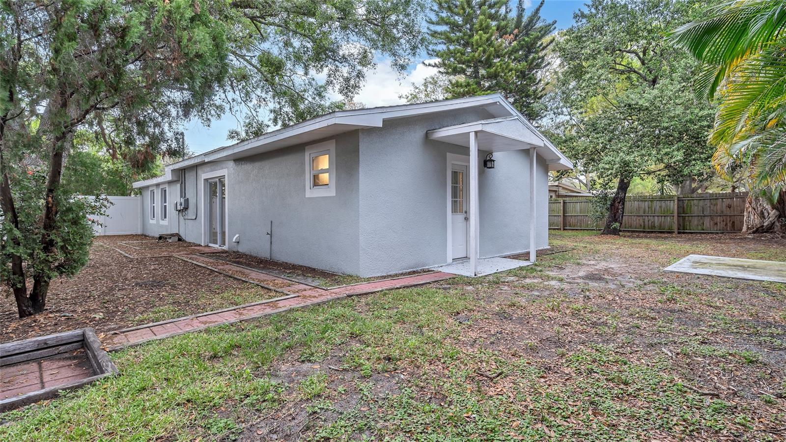 3526 W PAUL AVE, TAMPA, FL, 33611