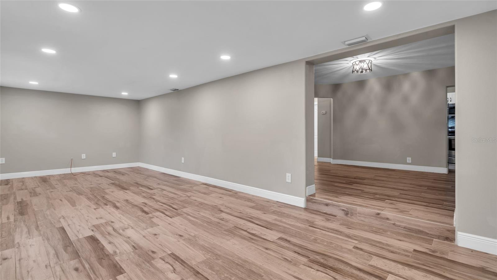 3526 W PAUL AVE, TAMPA, FL, 33611