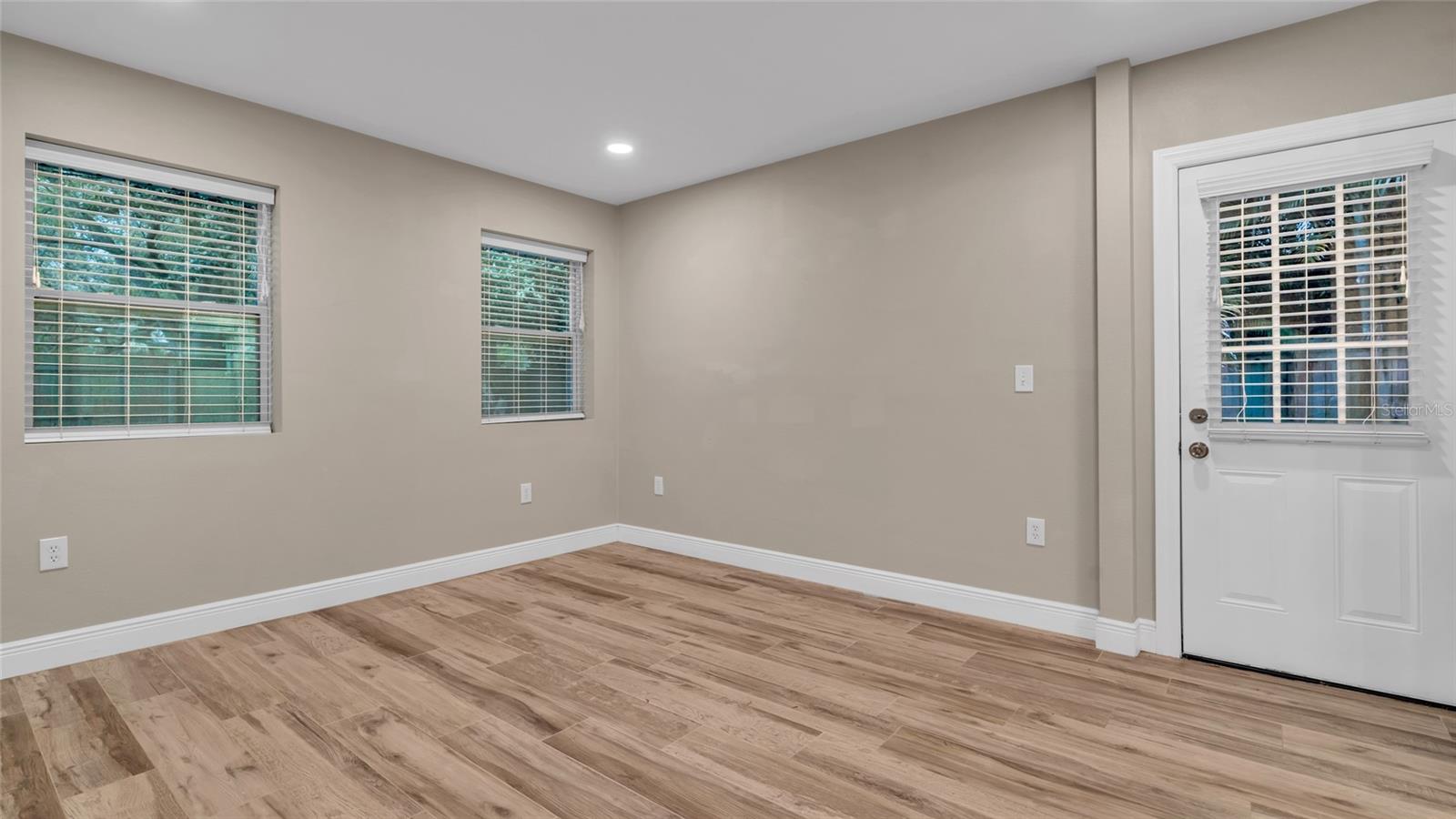 3526 W PAUL AVE, TAMPA, FL, 33611