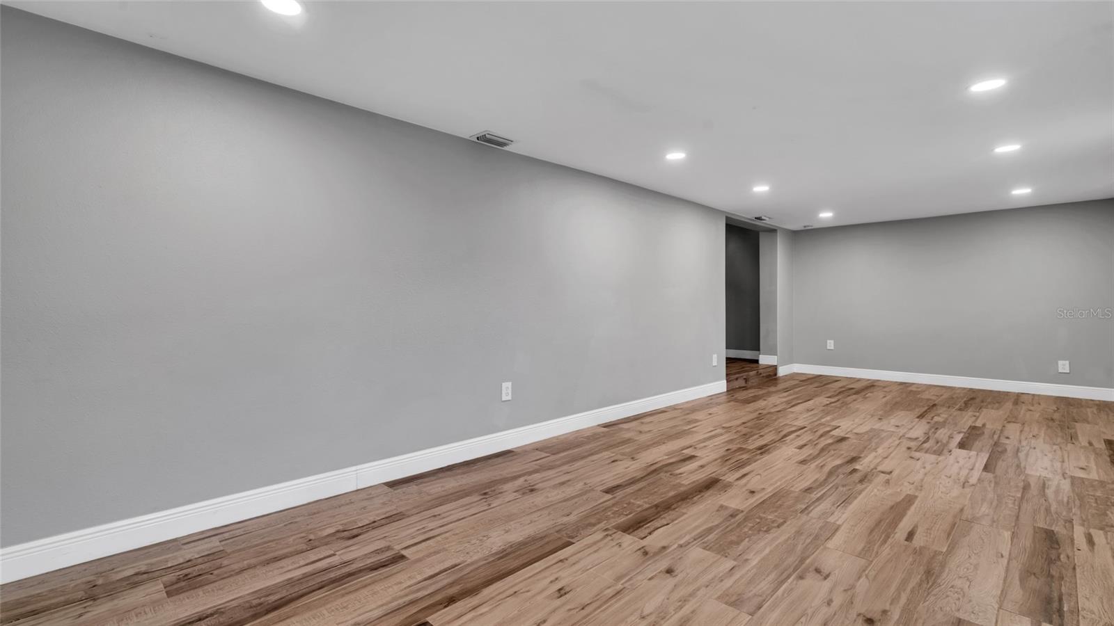 3526 W PAUL AVE, TAMPA, FL, 33611