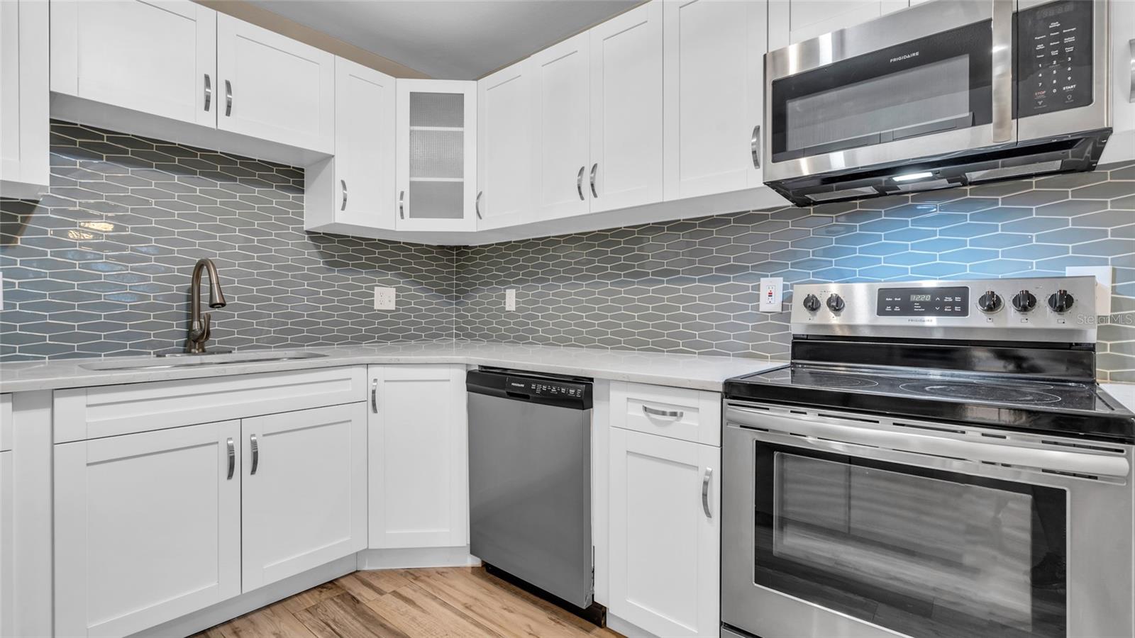 3526 W PAUL AVE, TAMPA, FL, 33611