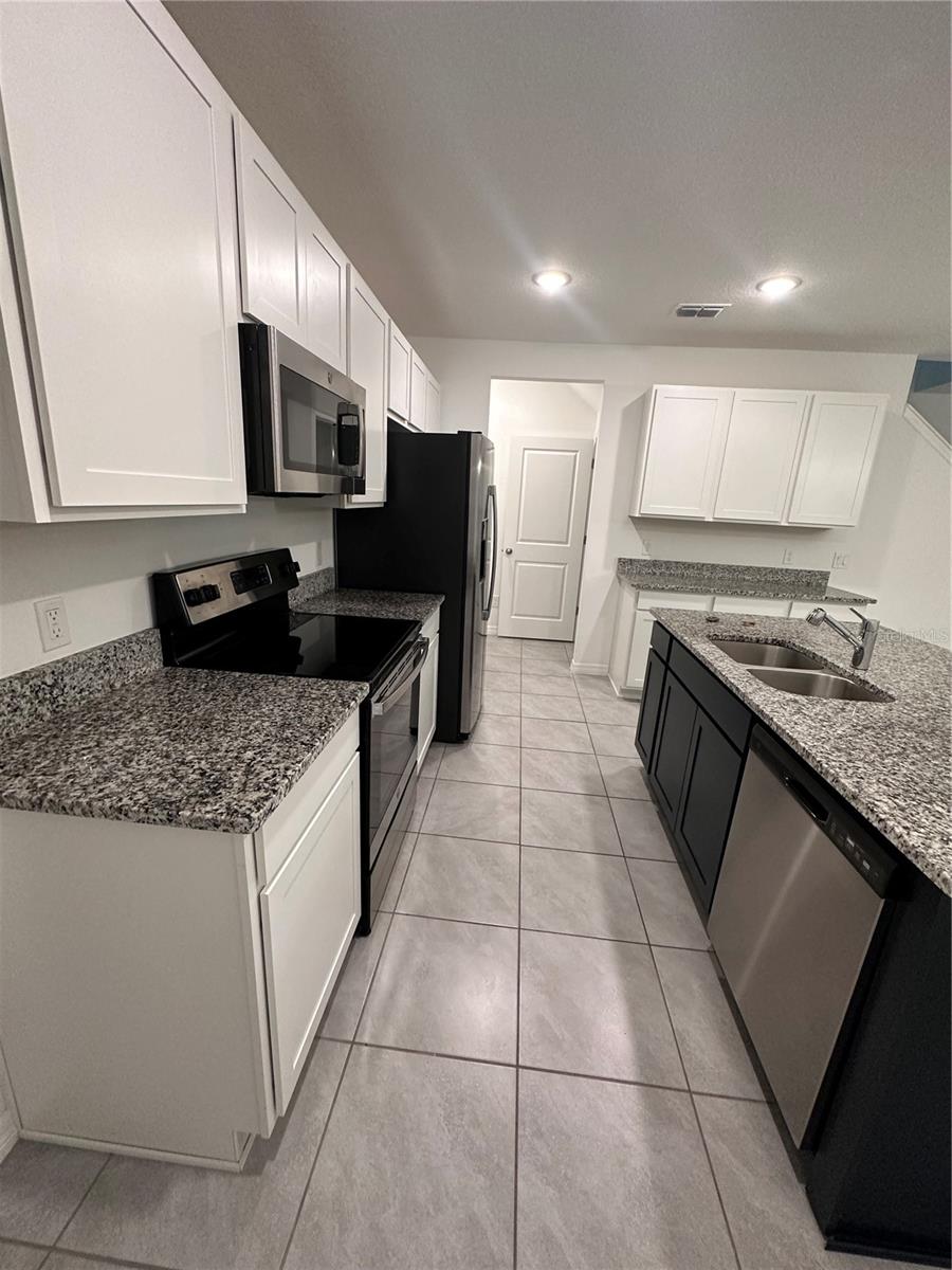 628 BAYHAWK ST, DEBARY, FL, 32713