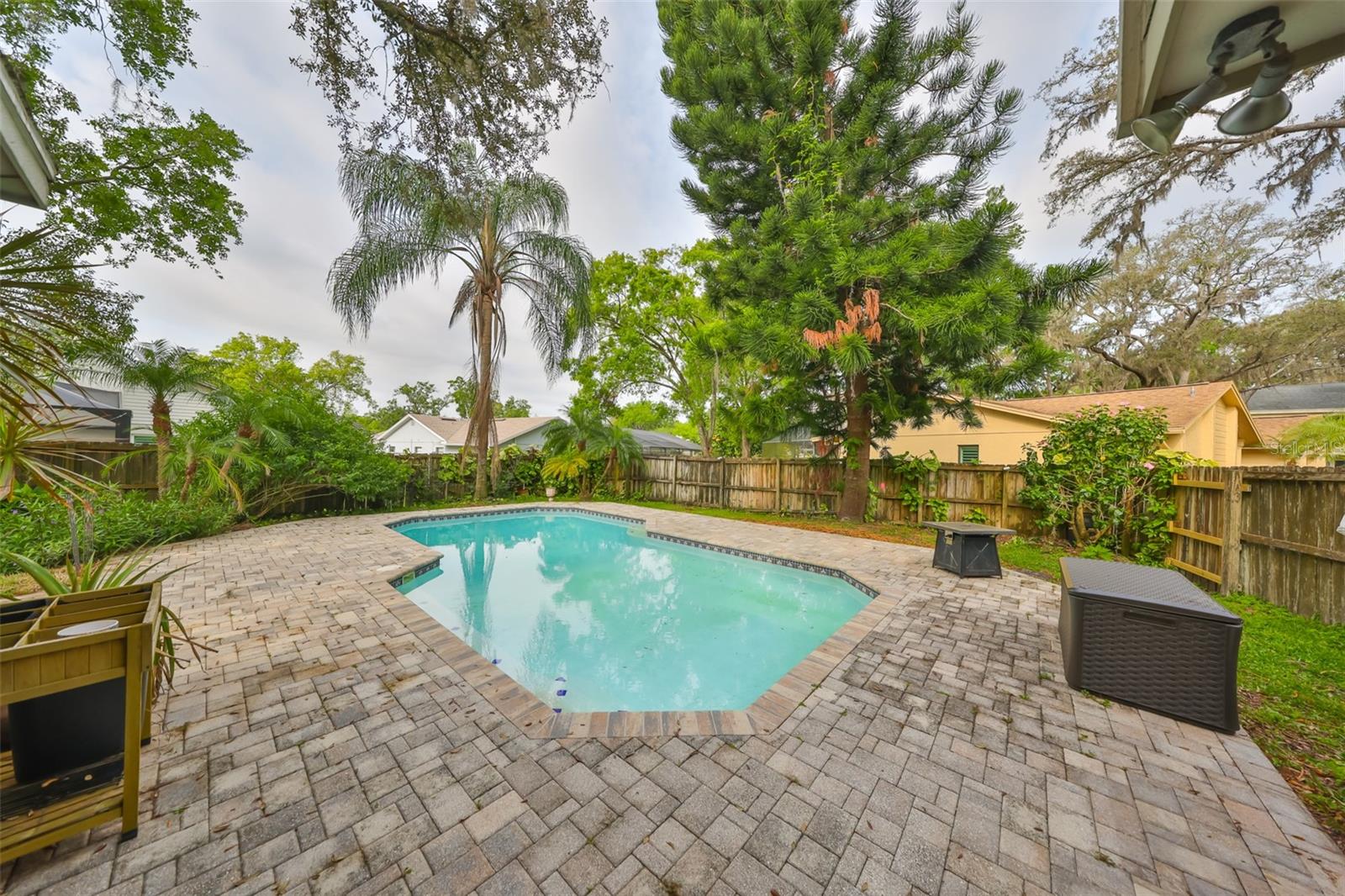 2812 ORMANDY CT, TAMPA, FL, 33618