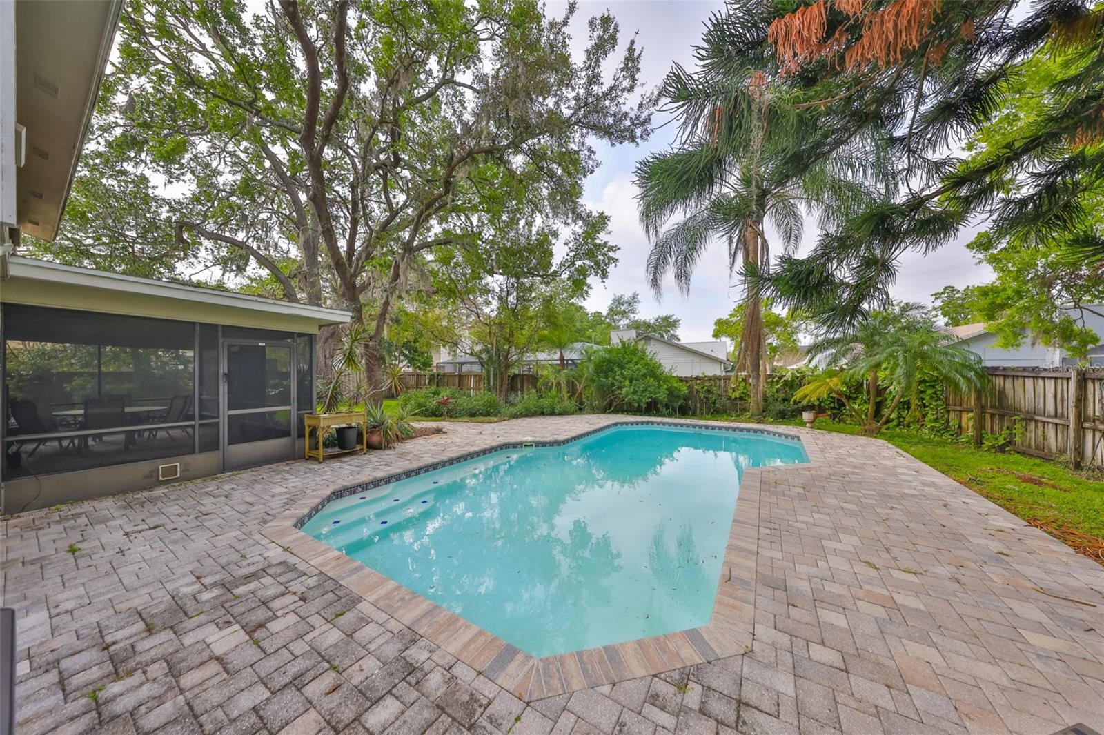 2812 ORMANDY CT, TAMPA, FL, 33618