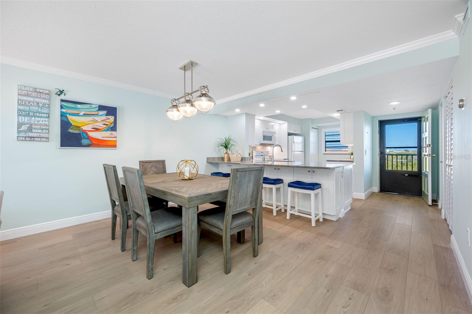 19531 GULF BLVD #404, INDIAN SHORES, FL, 33785