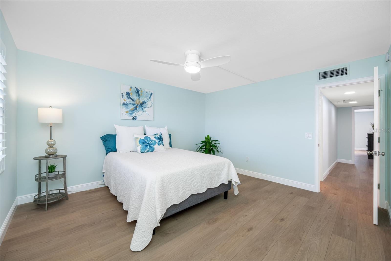 19531 GULF BLVD #404, INDIAN SHORES, FL, 33785