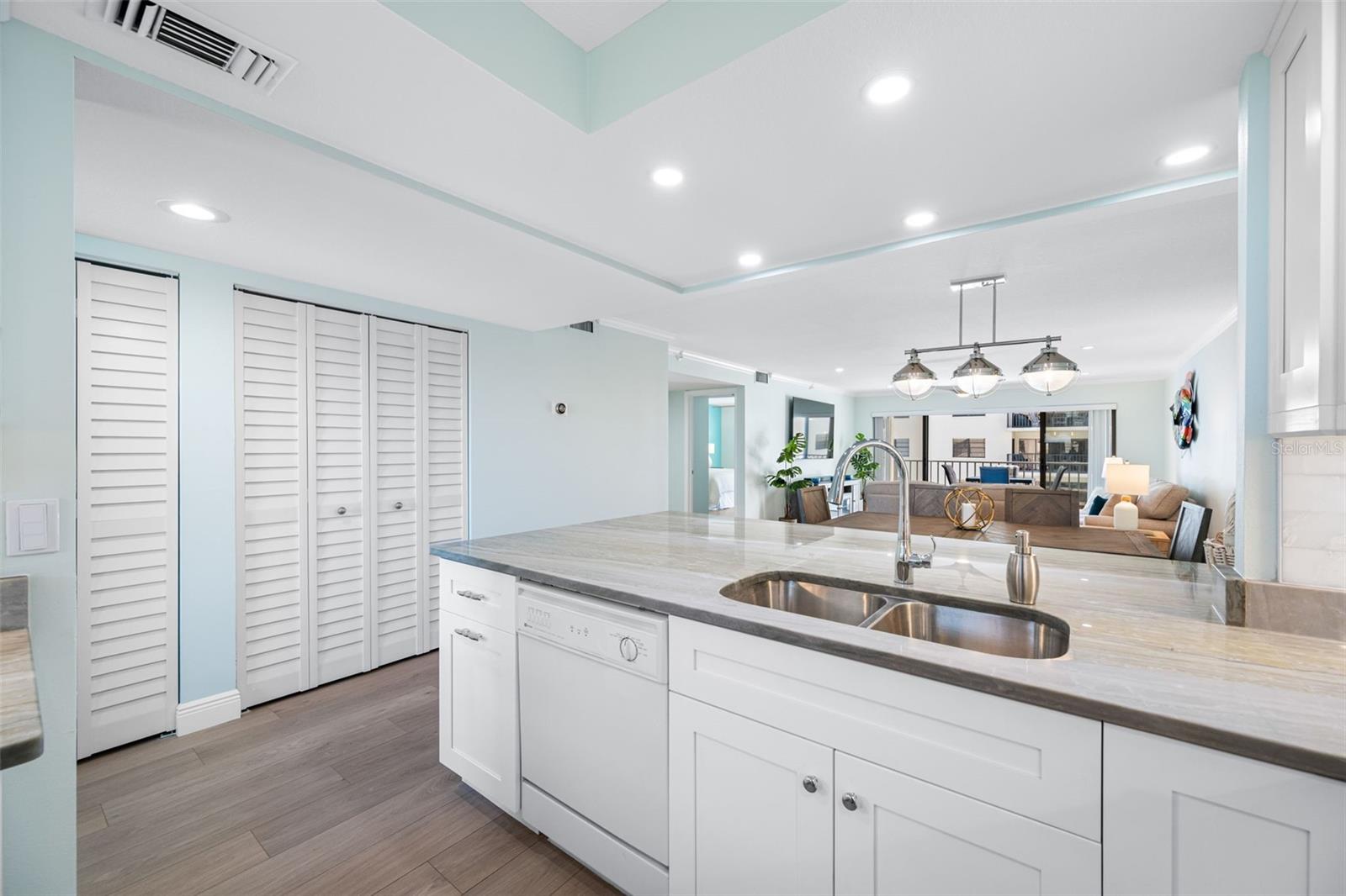 19531 GULF BLVD #404, INDIAN SHORES, FL, 33785