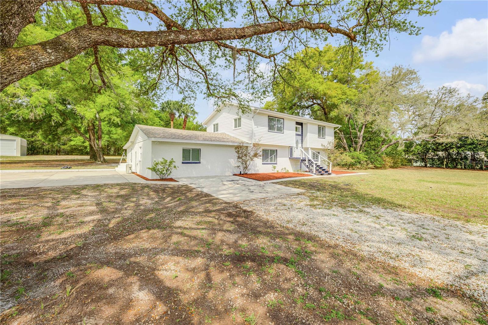 2550 BARREN OAK CT, DELAND, FL, 32720
