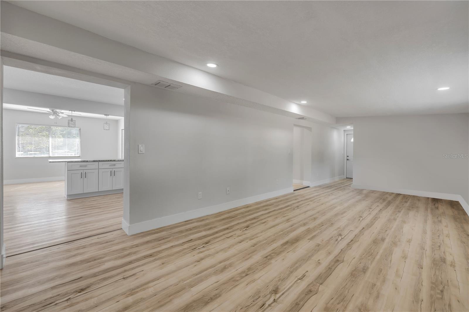 2550 BARREN OAK CT, DELAND, FL, 32720