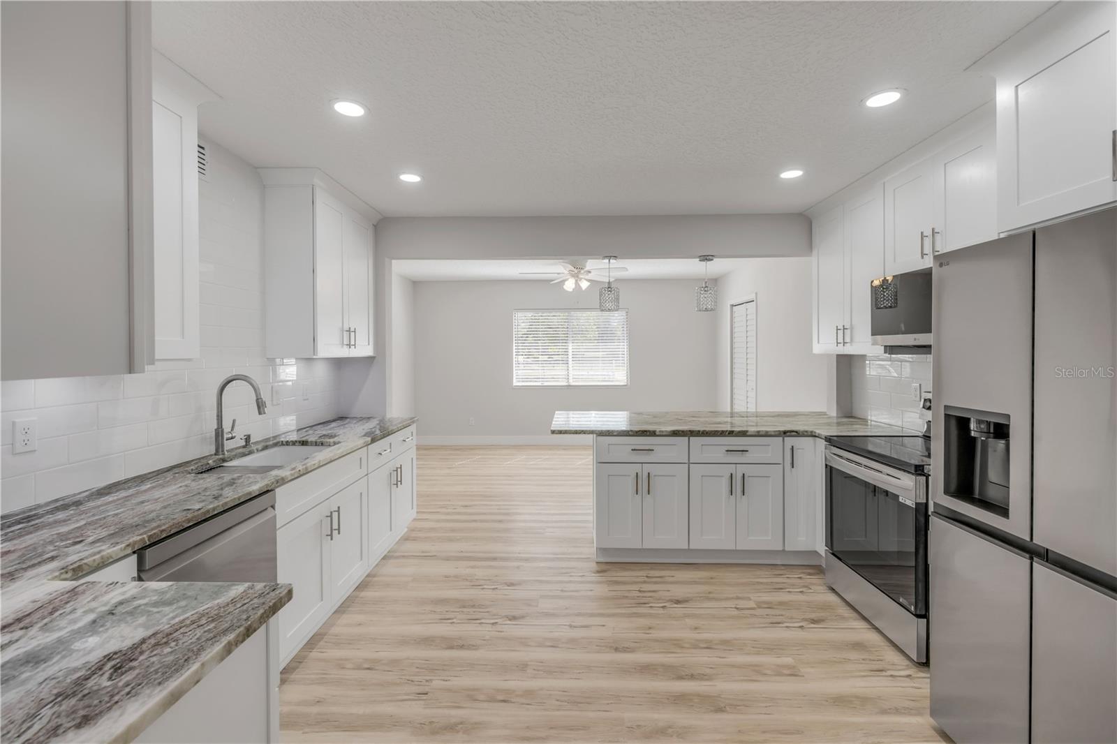 2550 BARREN OAK CT, DELAND, FL, 32720