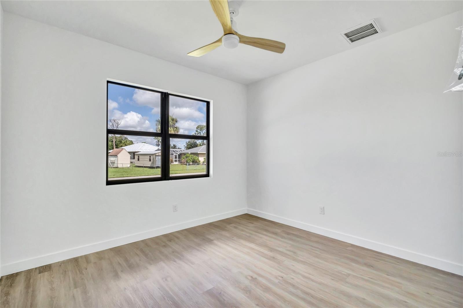 551 CRANDALL ST NW, PORT CHARLOTTE, FL, 33952
