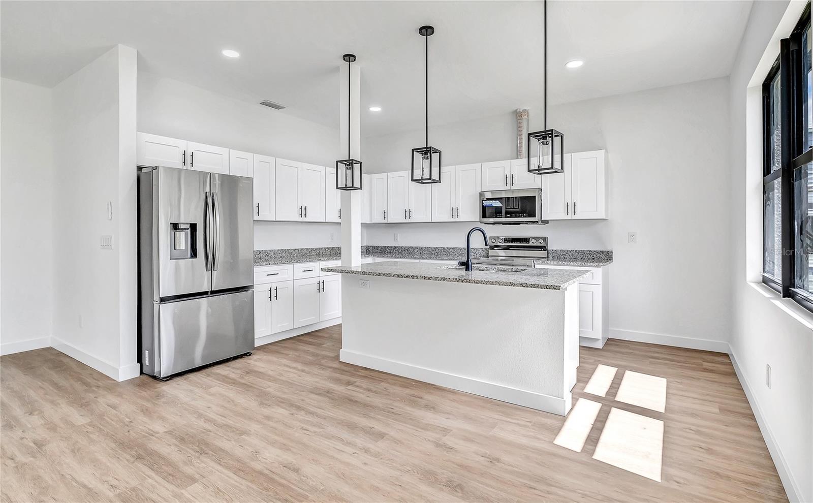551 CRANDALL ST NW, PORT CHARLOTTE, FL, 33952