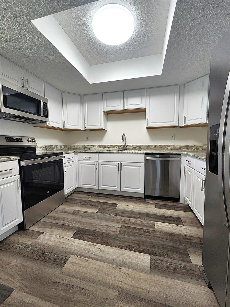 544 FAIRWAYS DR #B, OCALA, FL, 34472