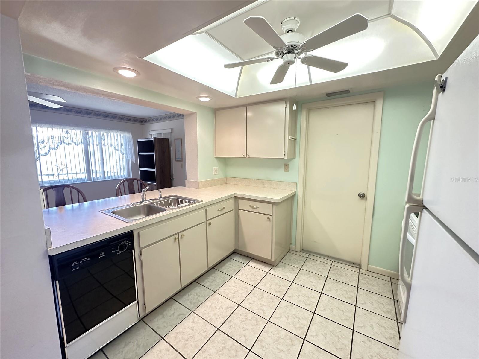 10162 42ND WAY N, PINELLAS PARK, FL, 33782