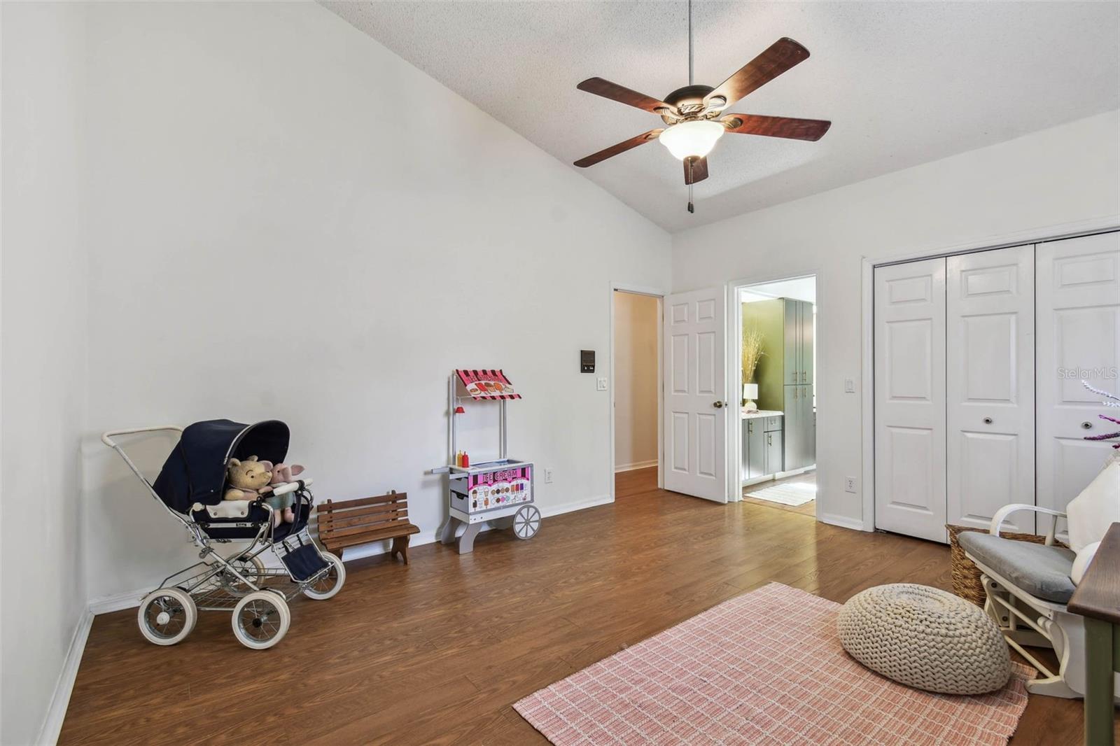 506 CRYSTAL GROVE BLVD, LUTZ, FL, 33548