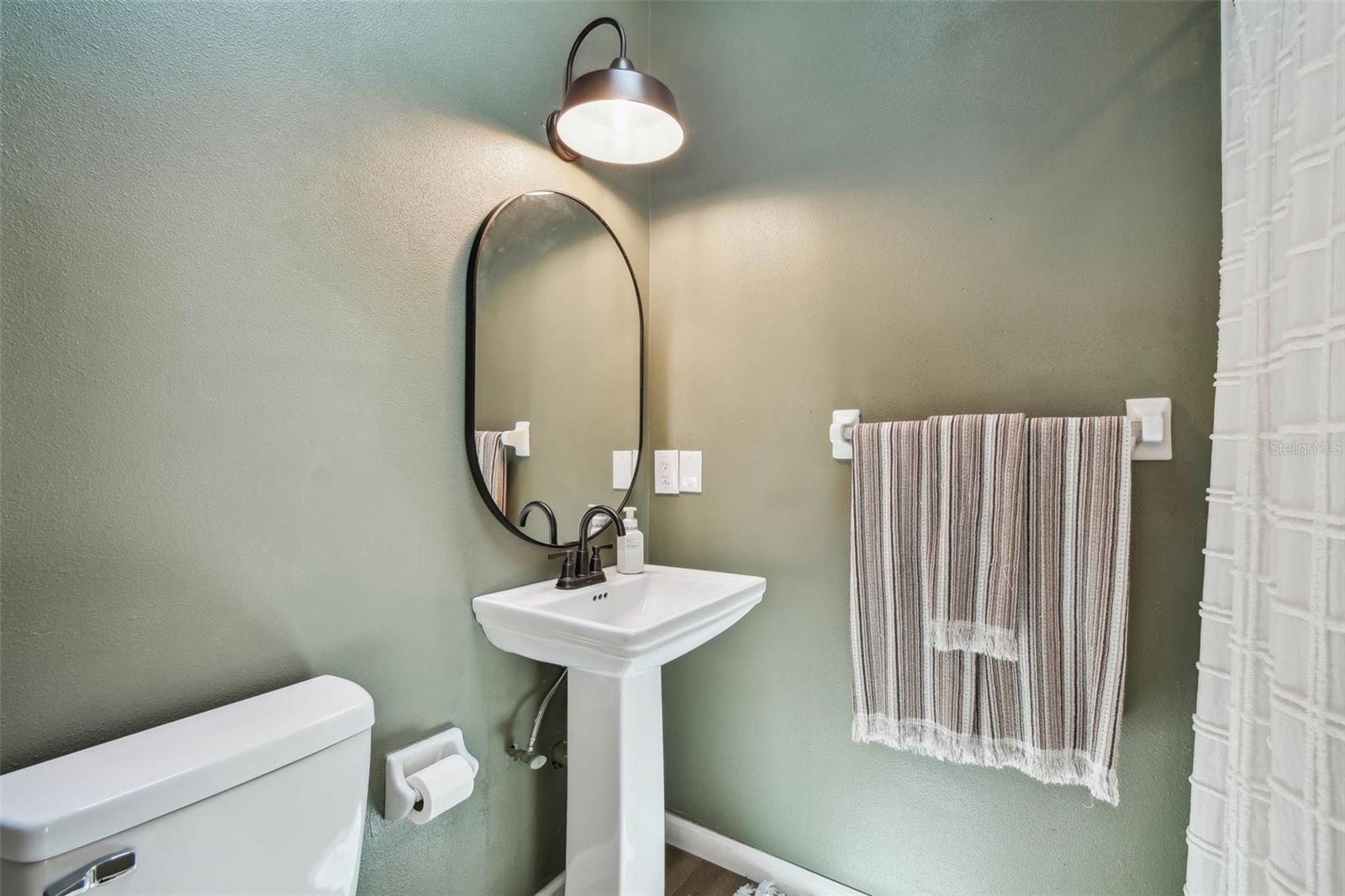 506 CRYSTAL GROVE BLVD, LUTZ, FL, 33548