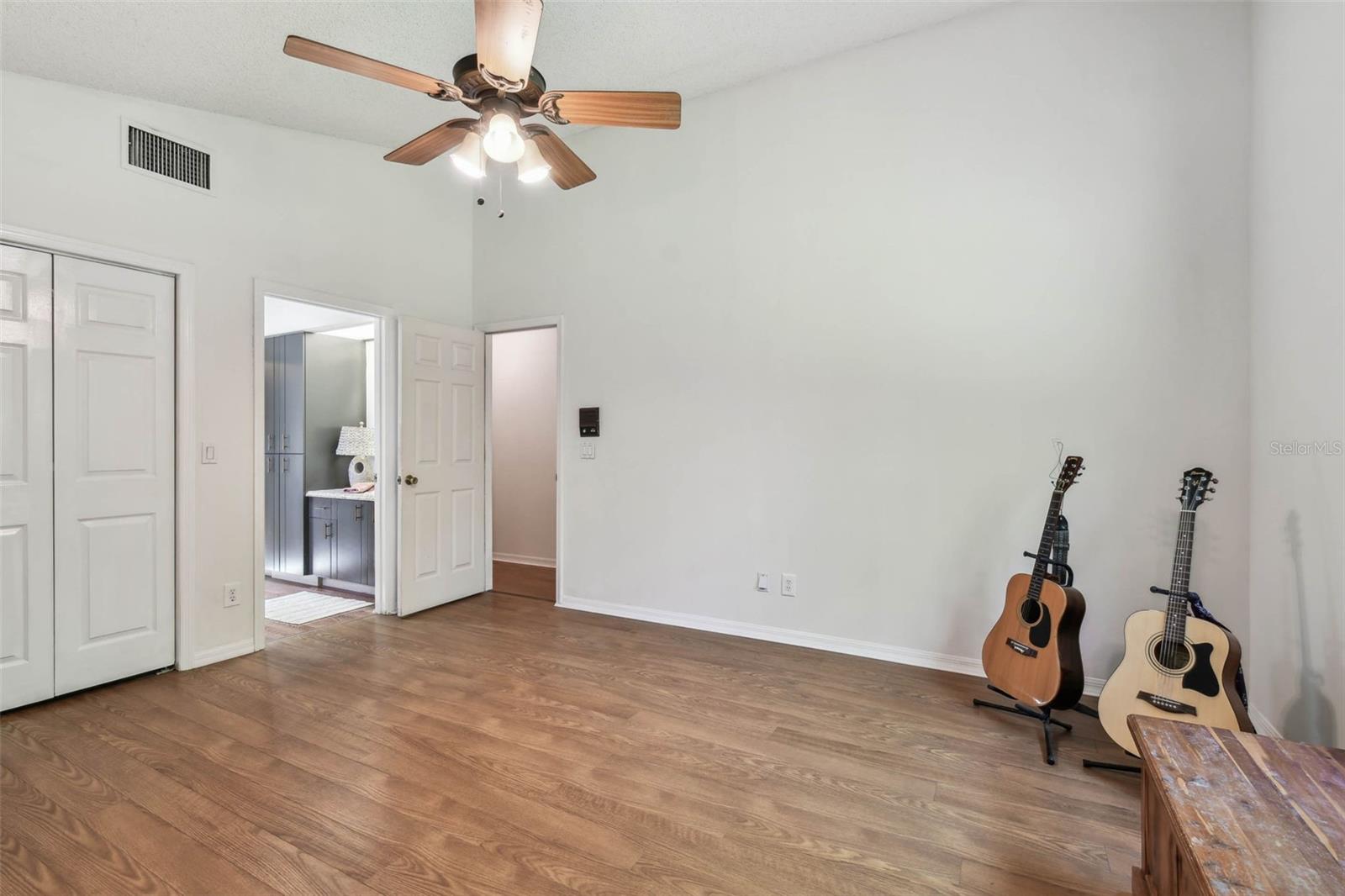 506 CRYSTAL GROVE BLVD, LUTZ, FL, 33548