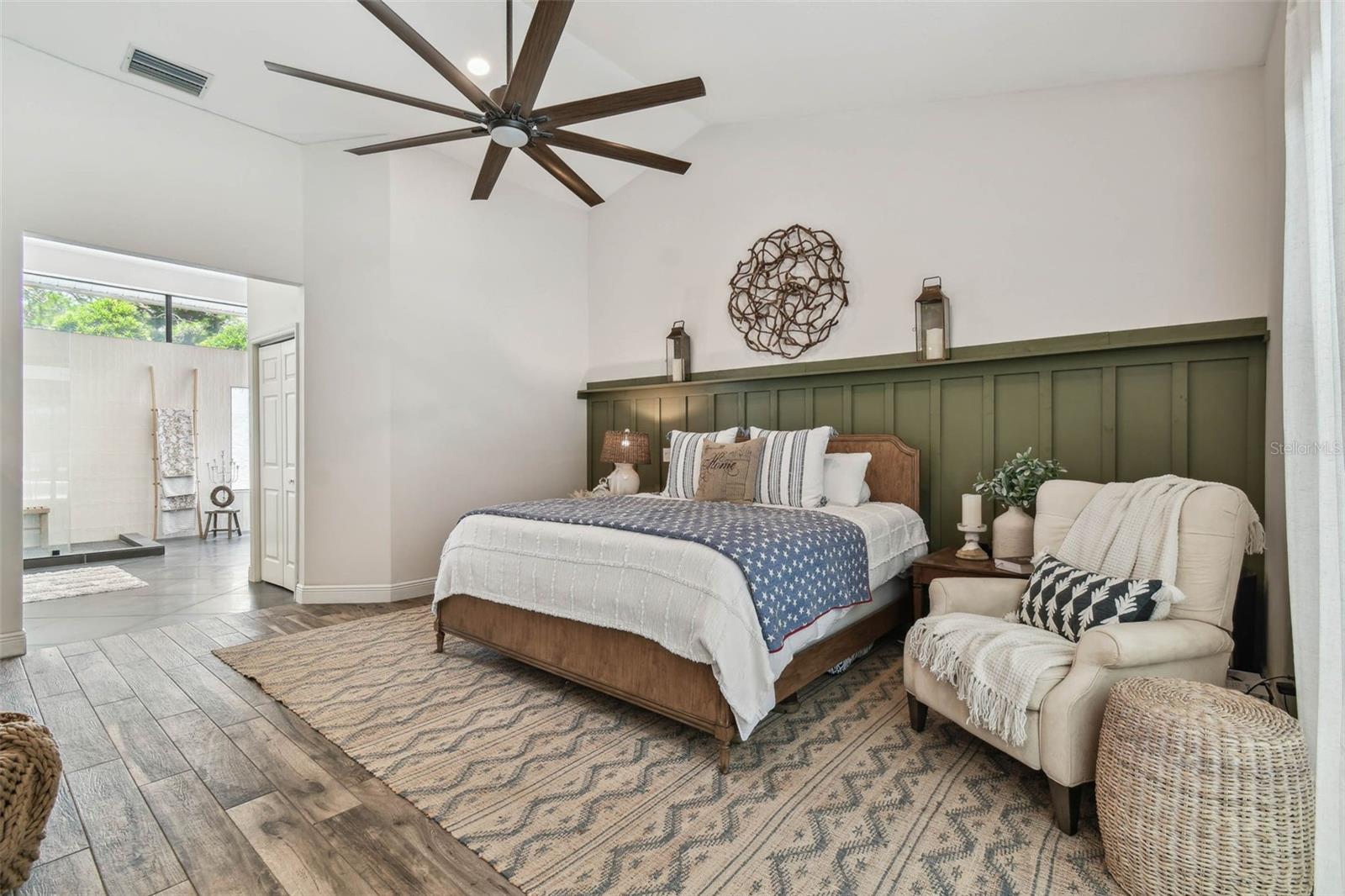 506 CRYSTAL GROVE BLVD, LUTZ, FL, 33548