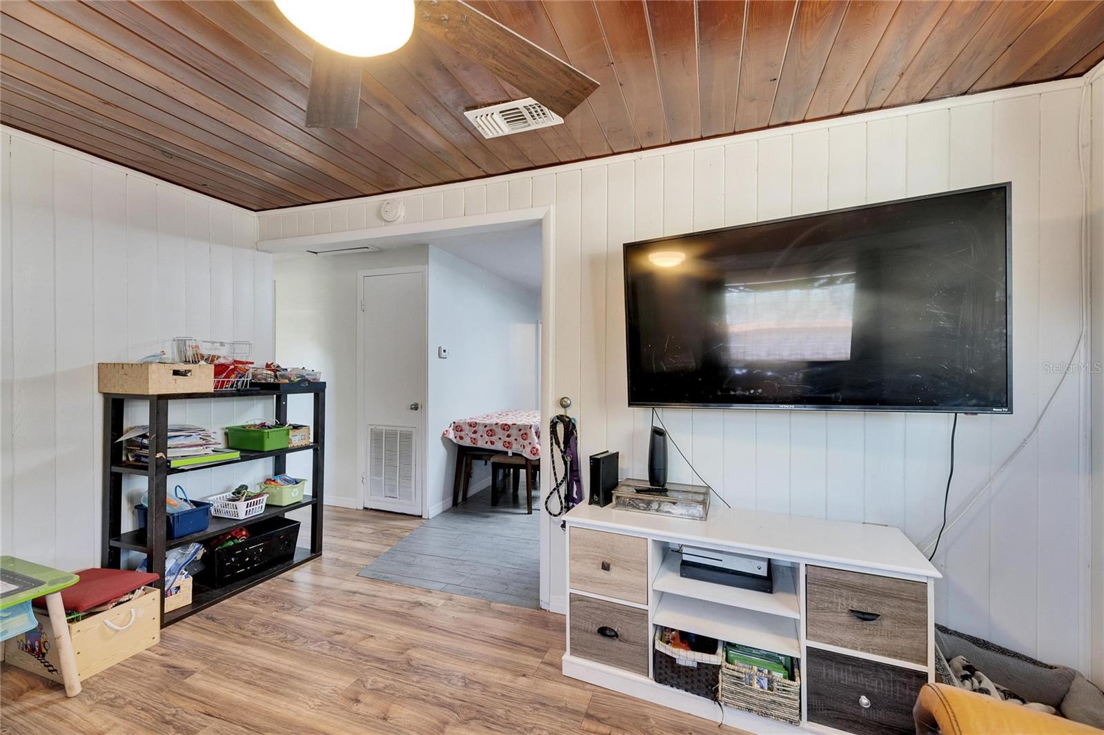 8805 COBB RD, RIVERVIEW, FL, 33578