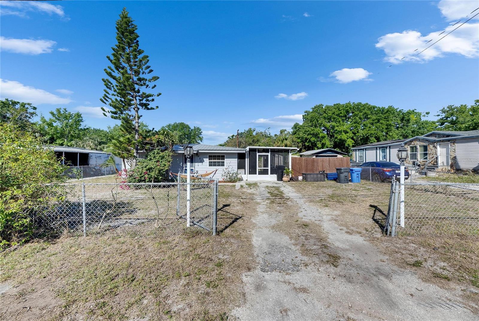 8805 COBB RD, RIVERVIEW, FL, 33578