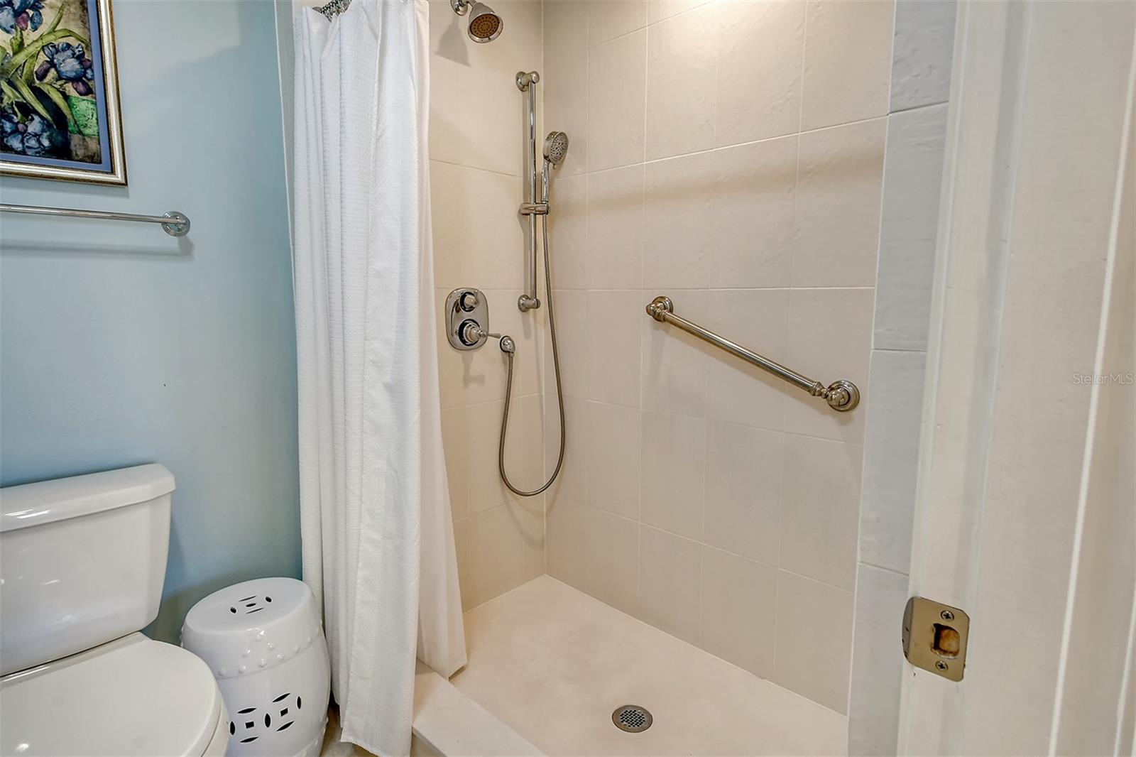 1932 HARBOURSIDE DR #217, LONGBOAT KEY, FL, 34228