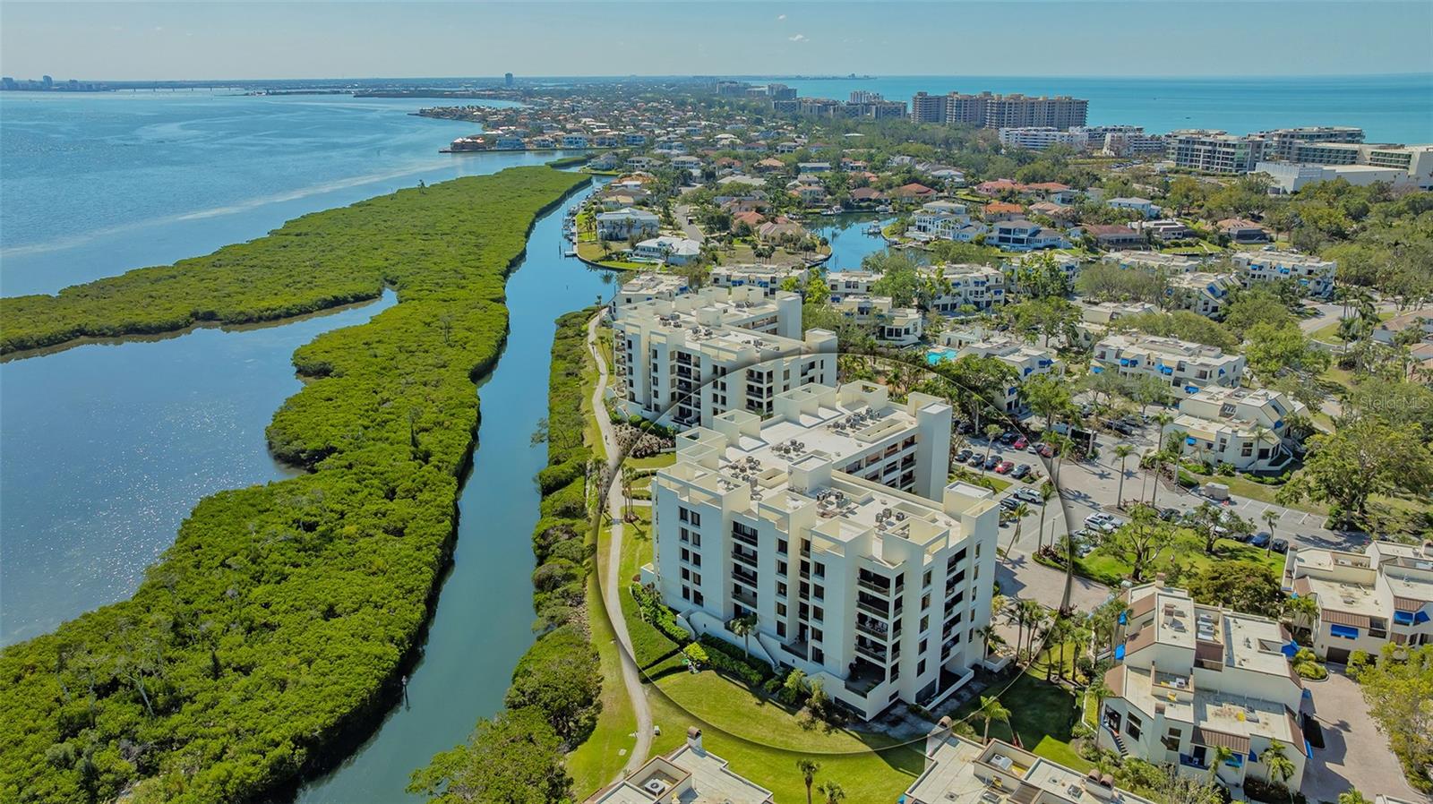 1932 HARBOURSIDE DR #217, LONGBOAT KEY, FL, 34228