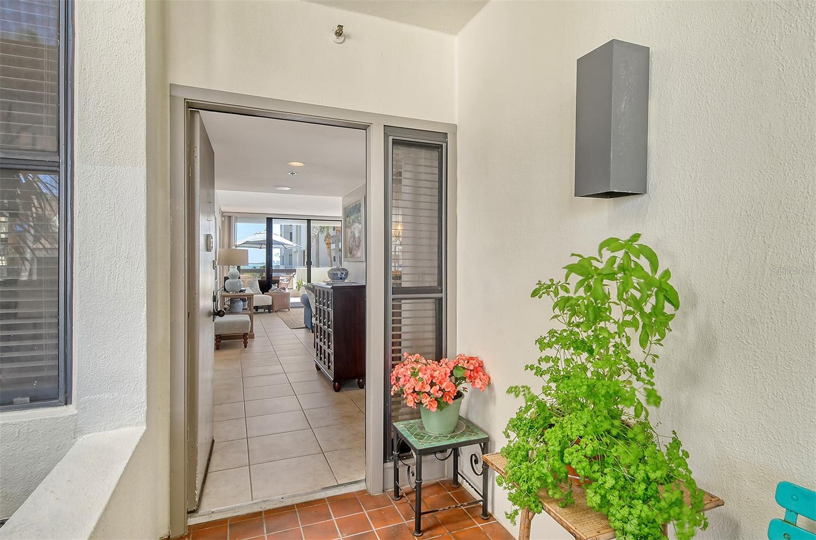 1932 HARBOURSIDE DR #217, LONGBOAT KEY, FL, 34228