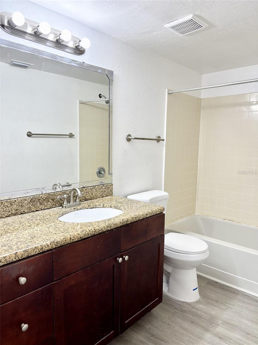 5140 CONROY RD #826, ORLANDO, FL, 32811