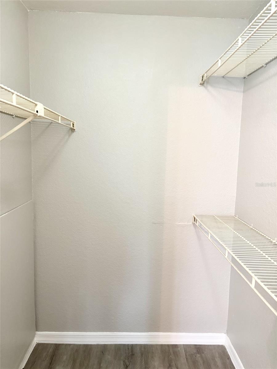 5140 CONROY RD #826, ORLANDO, FL, 32811