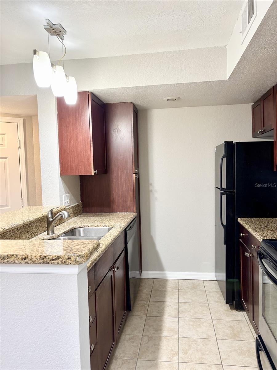 5140 CONROY RD #826, ORLANDO, FL, 32811