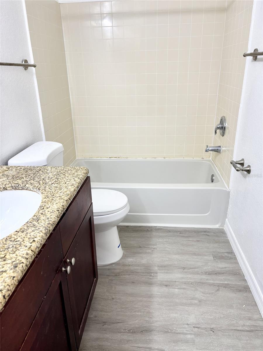 5140 CONROY RD #826, ORLANDO, FL, 32811