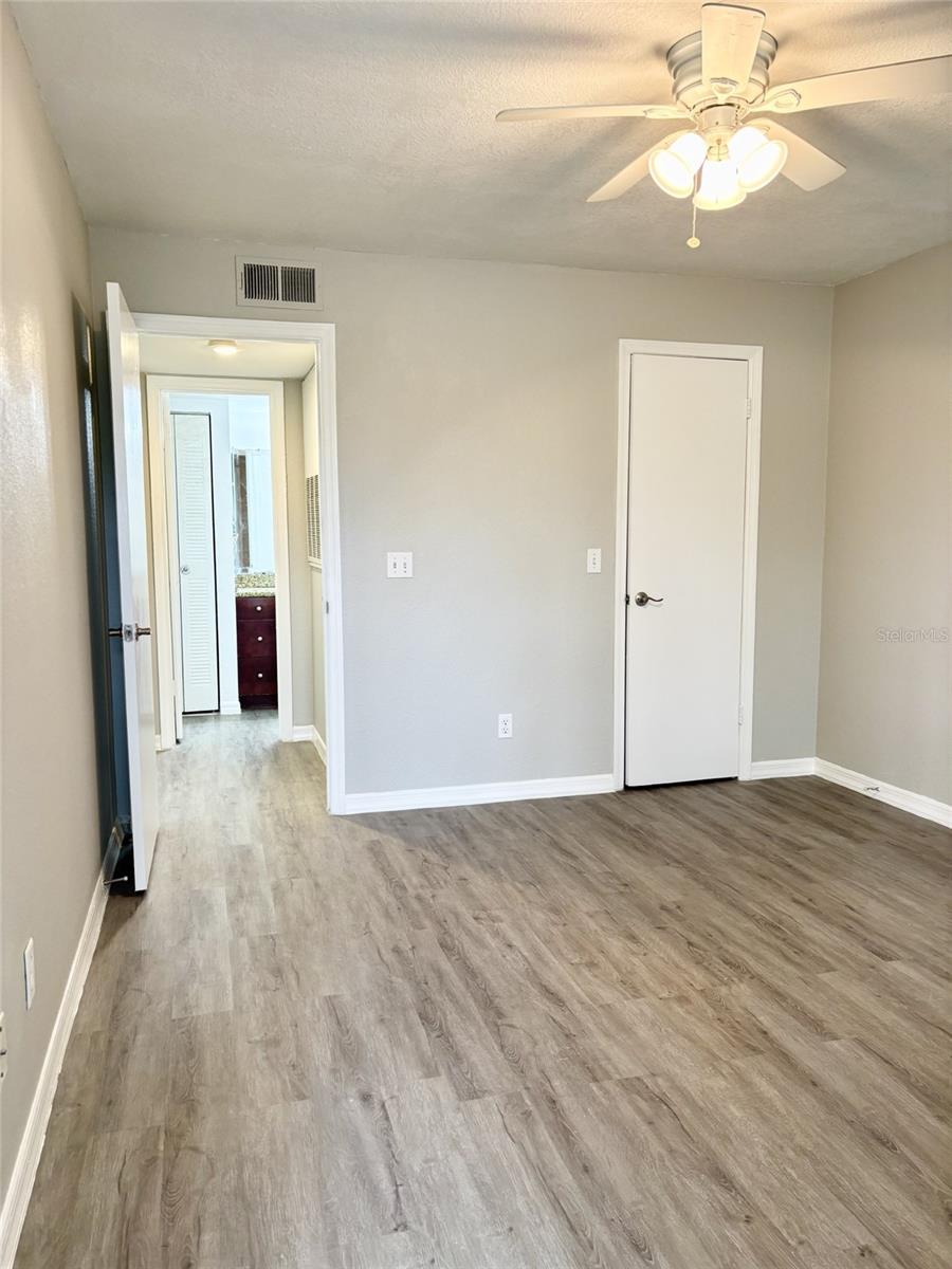 5140 CONROY RD #826, ORLANDO, FL, 32811