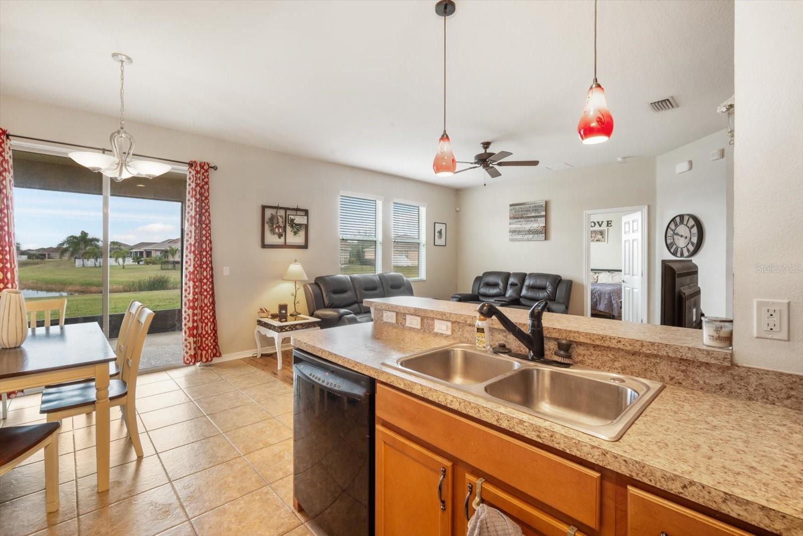 810 FERN LEAF DR, RUSKIN, FL, 33570