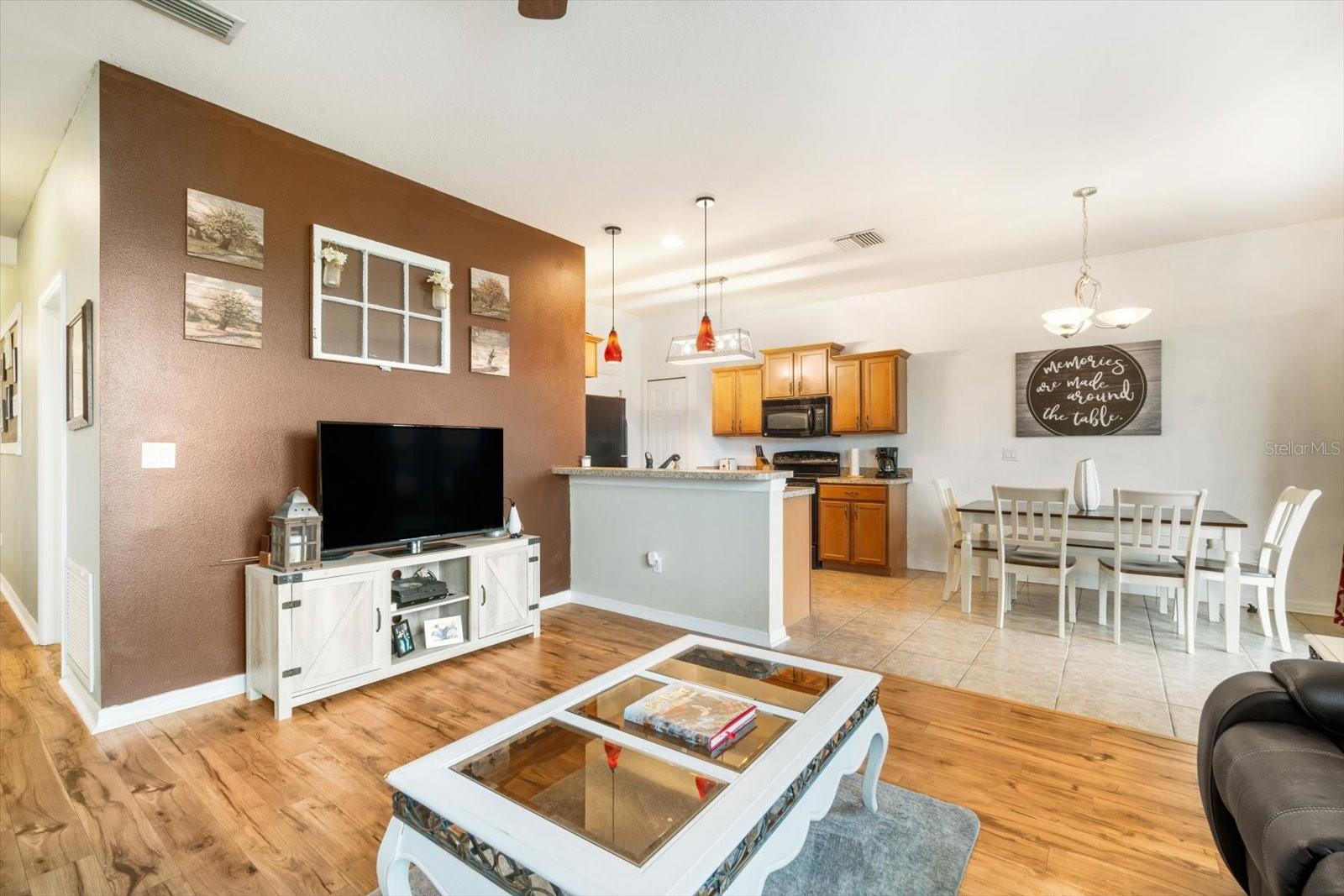 810 FERN LEAF DR, RUSKIN, FL, 33570