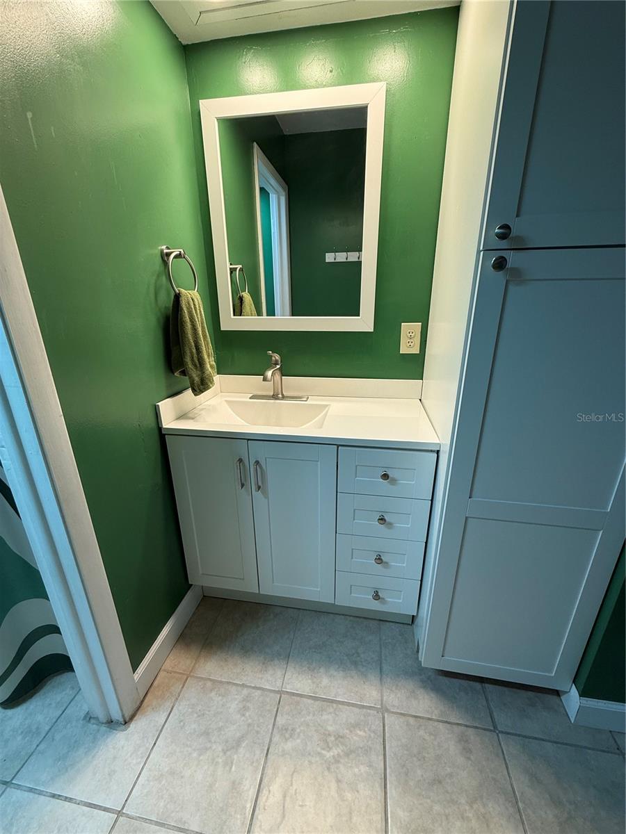 11708 NICKLAUS CIR, TAMPA, FL, 33624