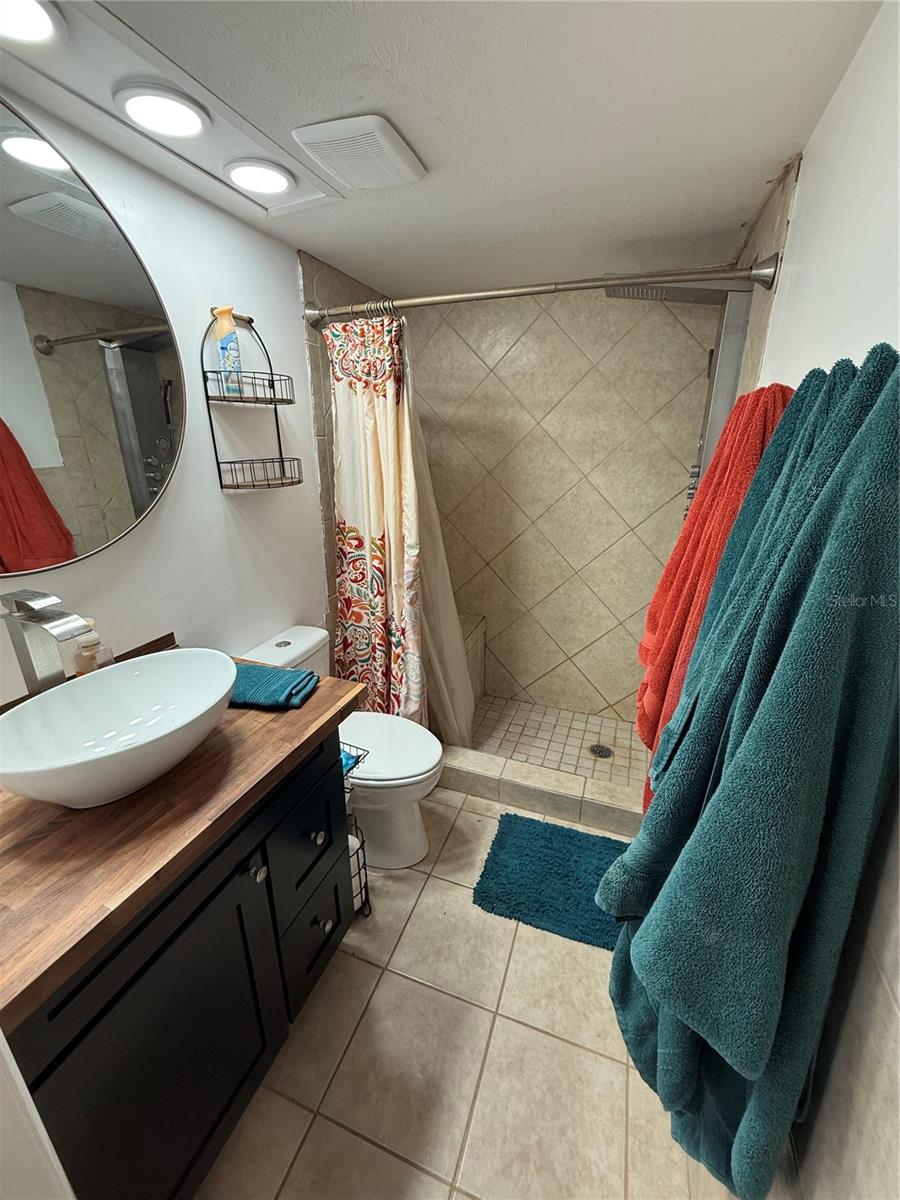 11708 NICKLAUS CIR, TAMPA, FL, 33624