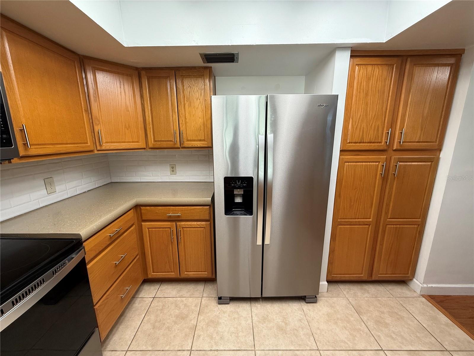 11708 NICKLAUS CIR, TAMPA, FL, 33624