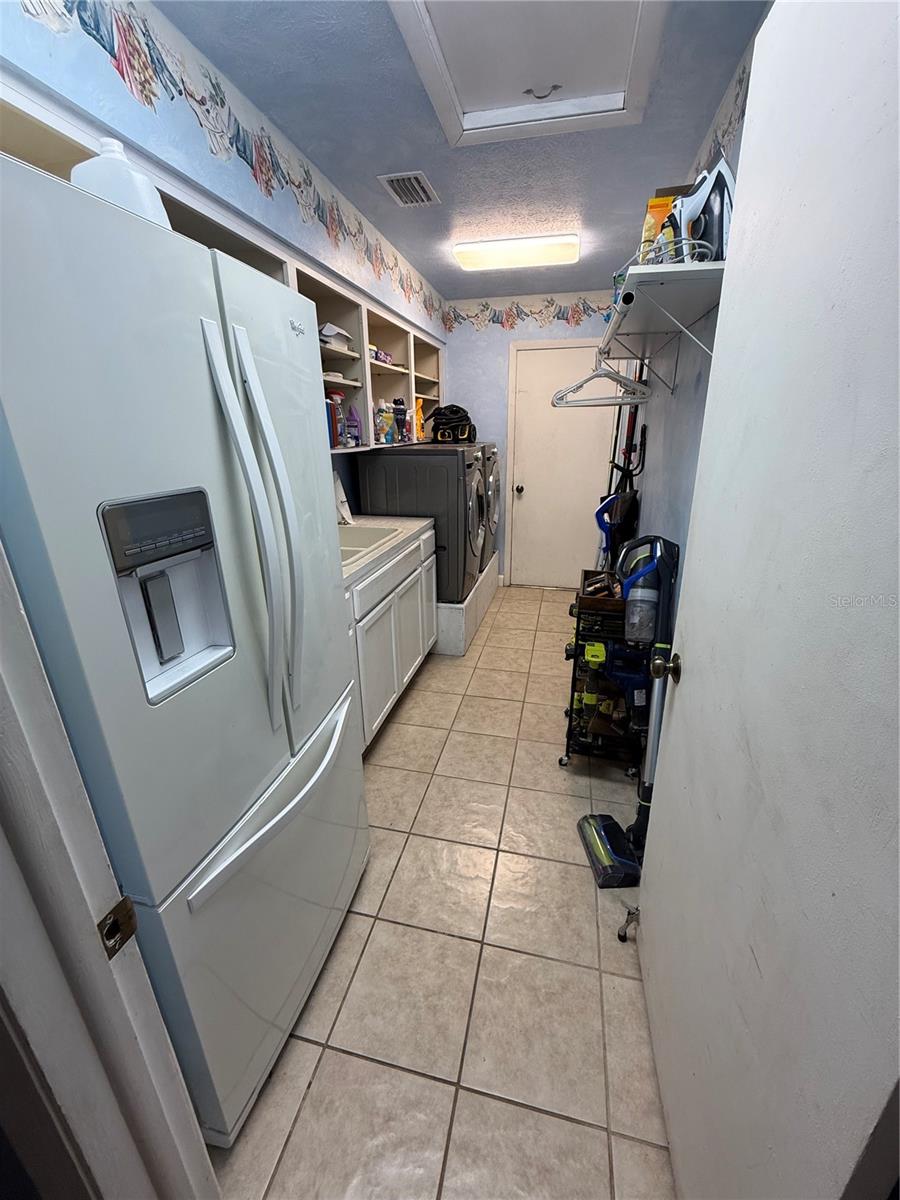 11708 NICKLAUS CIR, TAMPA, FL, 33624