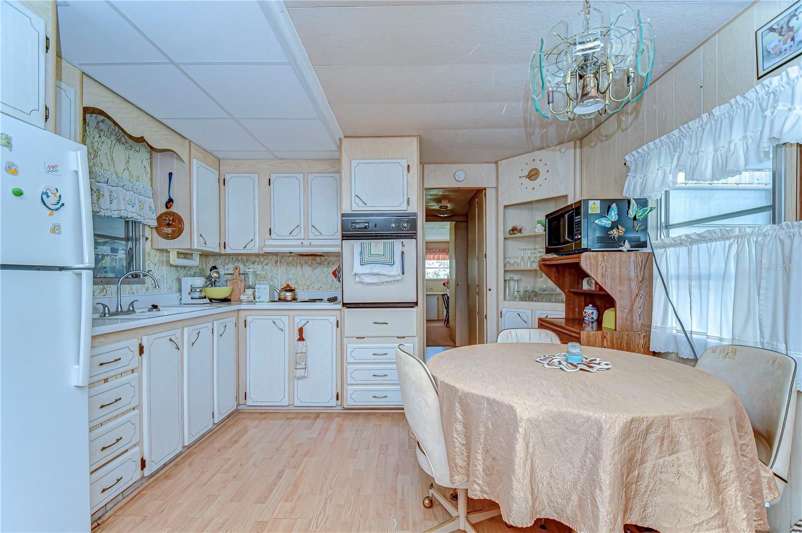 37347 RAY DR, ZEPHYRHILLS, FL, 33541
