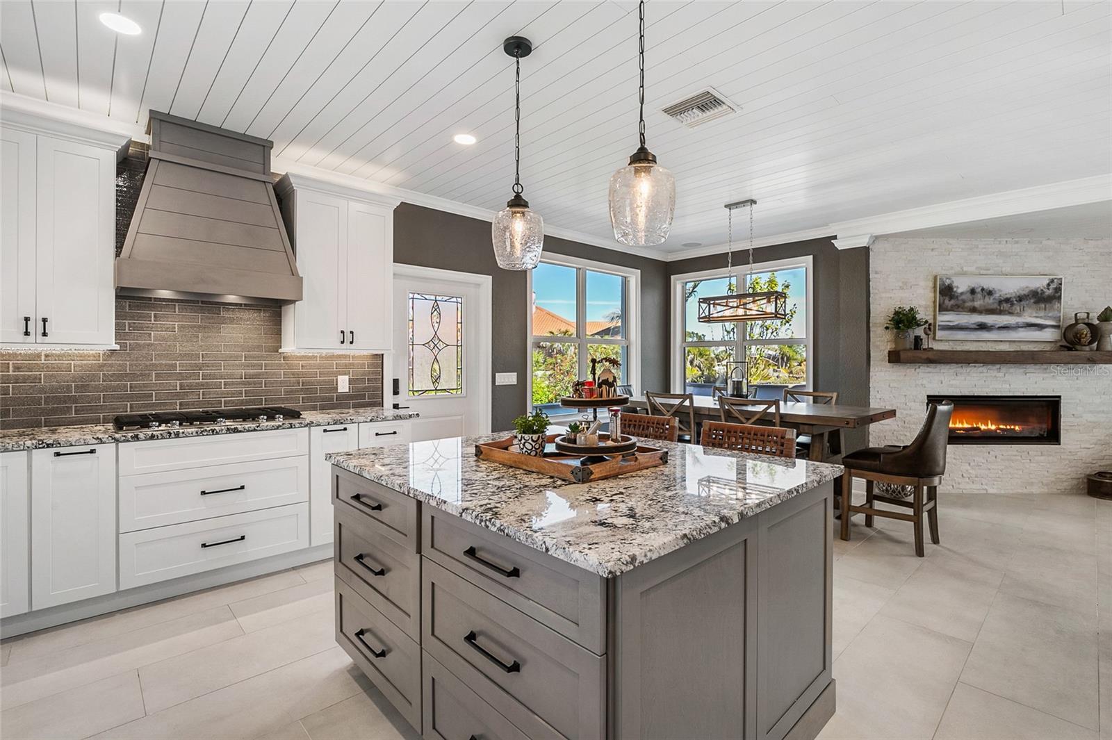 310 SEVERIN RD SE, PORT CHARLOTTE, FL, 33952