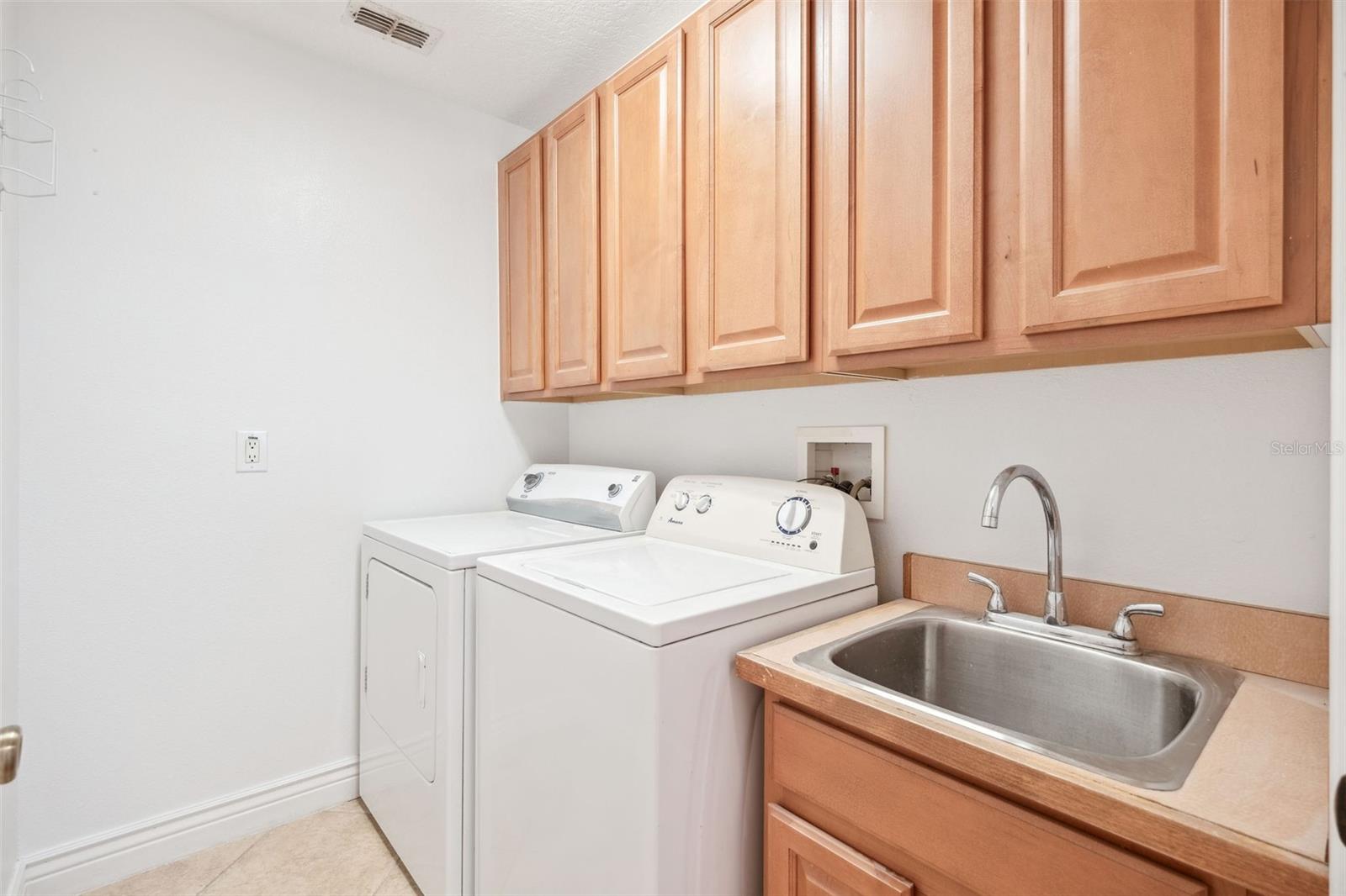 205 FRIESIAN WAY, SANFORD, FL, 32773