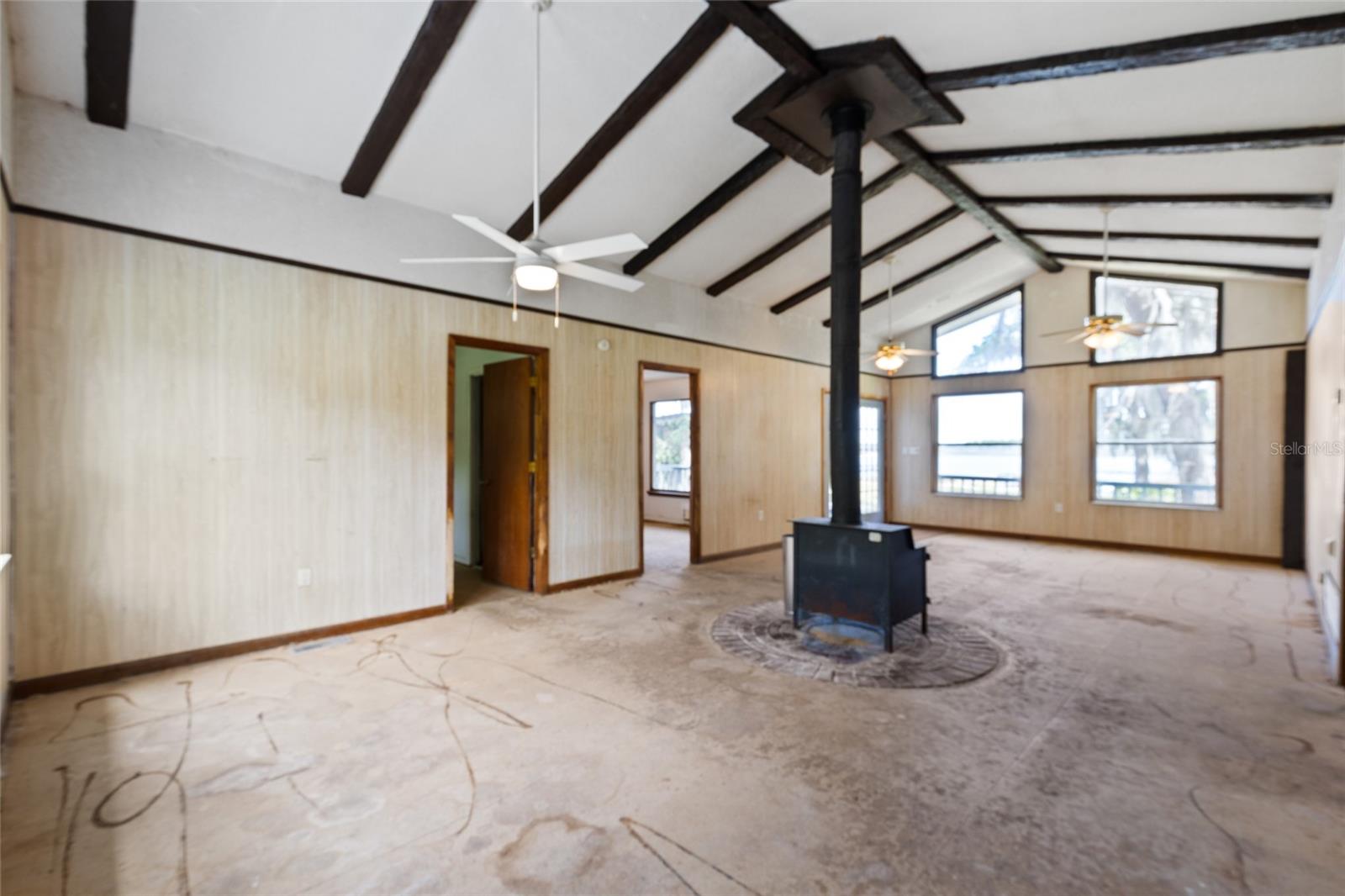 152 LITTLE ORANGE LAKE DR, HAWTHORNE, FL, 32640