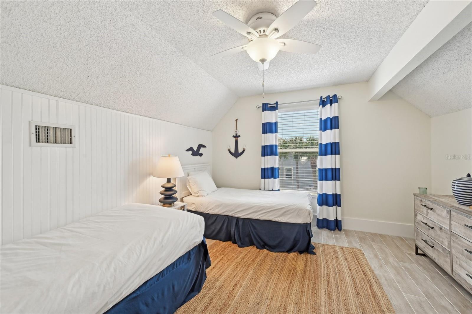 6323 GULF DR, HOLMES BEACH, FL, 34217