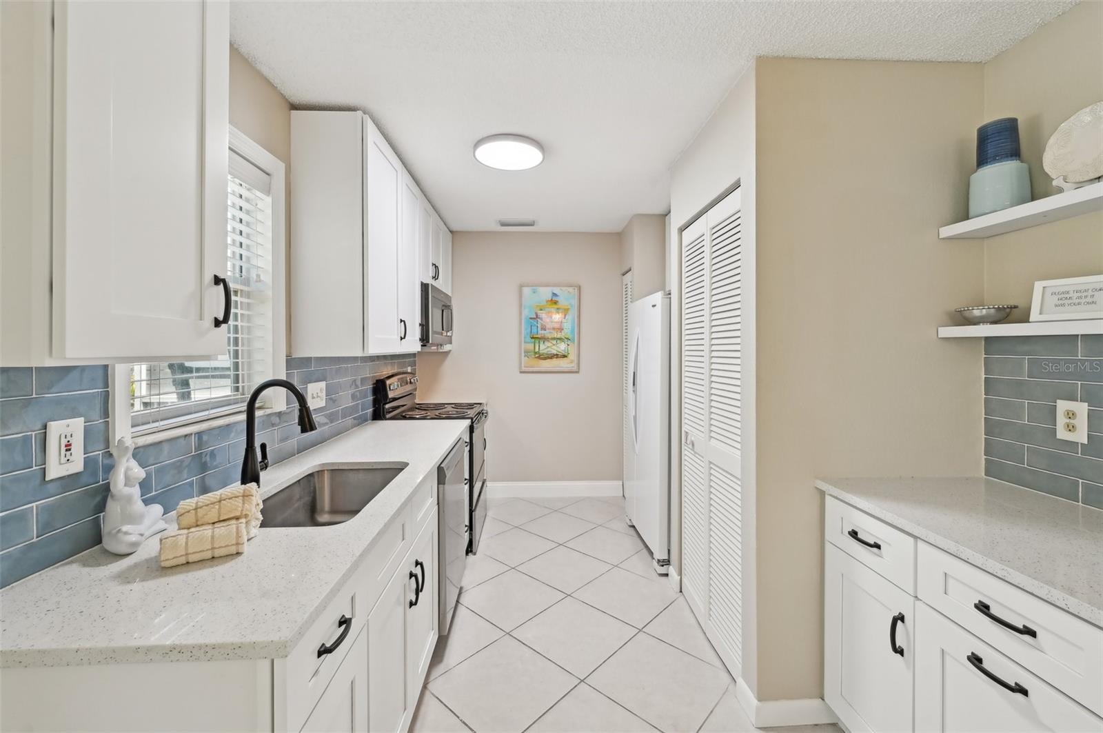 6323 GULF DR, HOLMES BEACH, FL, 34217
