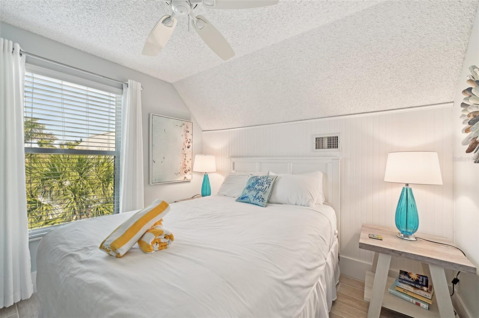 6323 GULF DR, HOLMES BEACH, FL, 34217