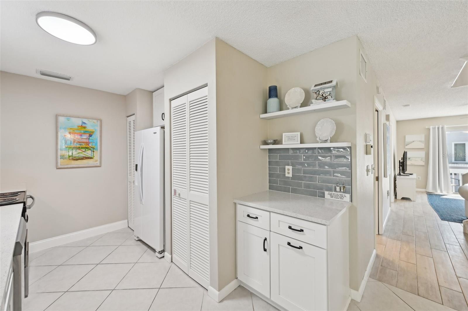 6323 GULF DR, HOLMES BEACH, FL, 34217