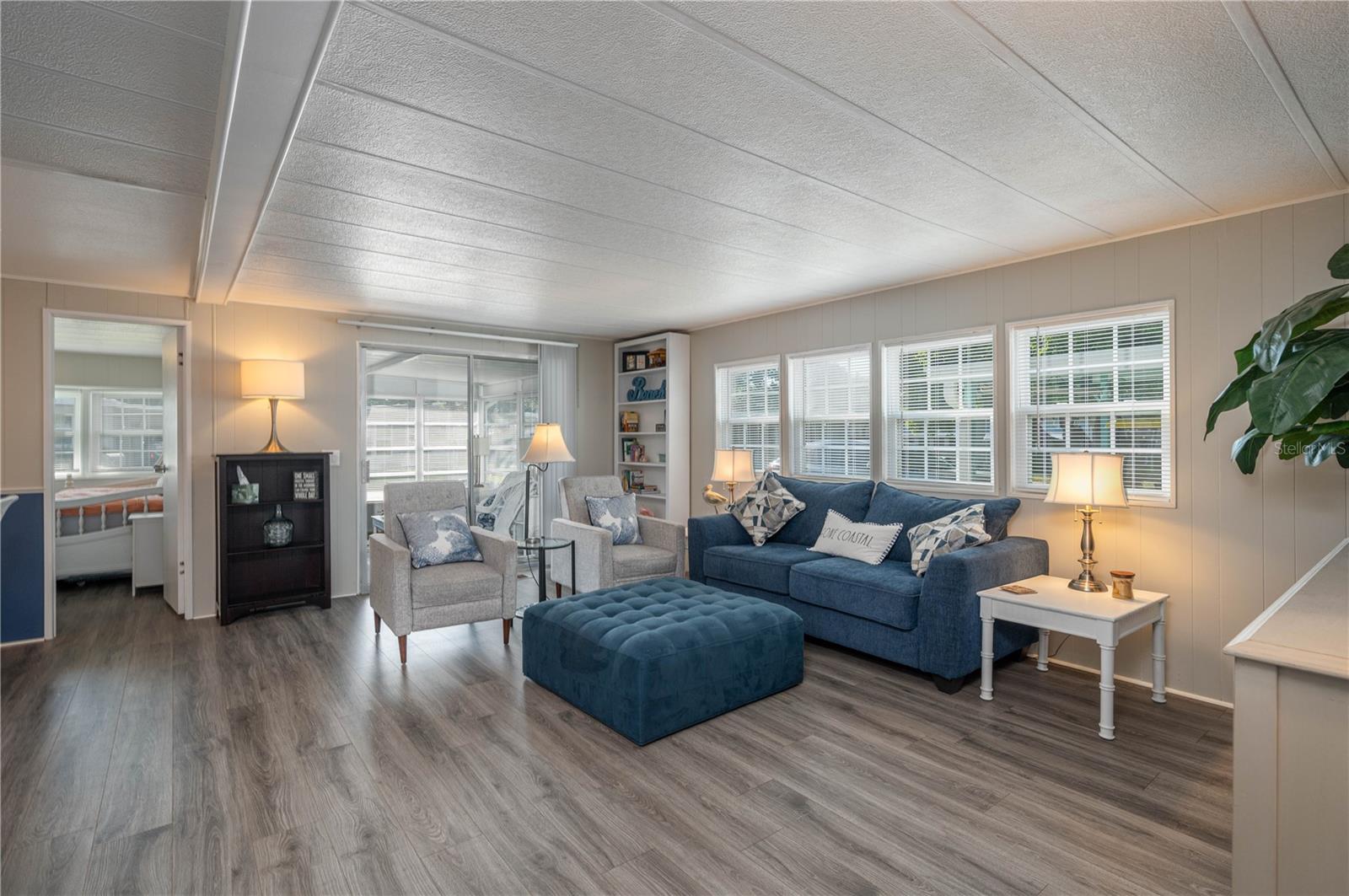 134 HOLIDAY LN, AUBURNDALE, FL, 33823