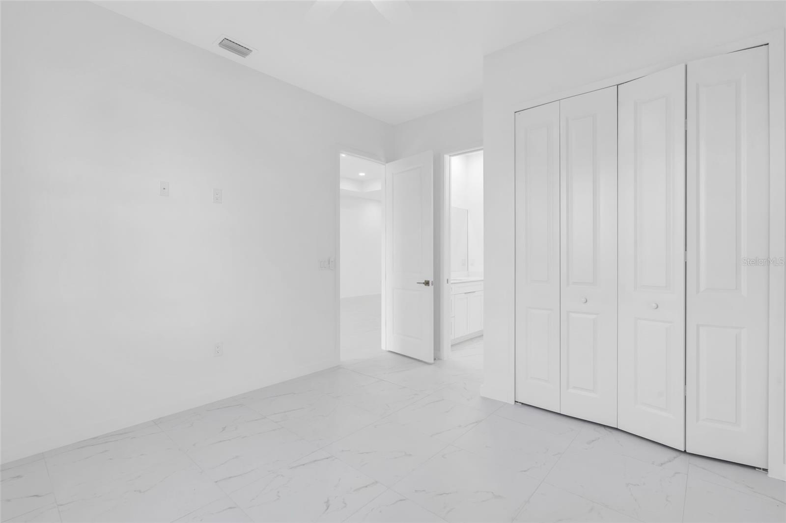 1021 CHIQUITA BLVD N, CAPE CORAL, FL, 33993