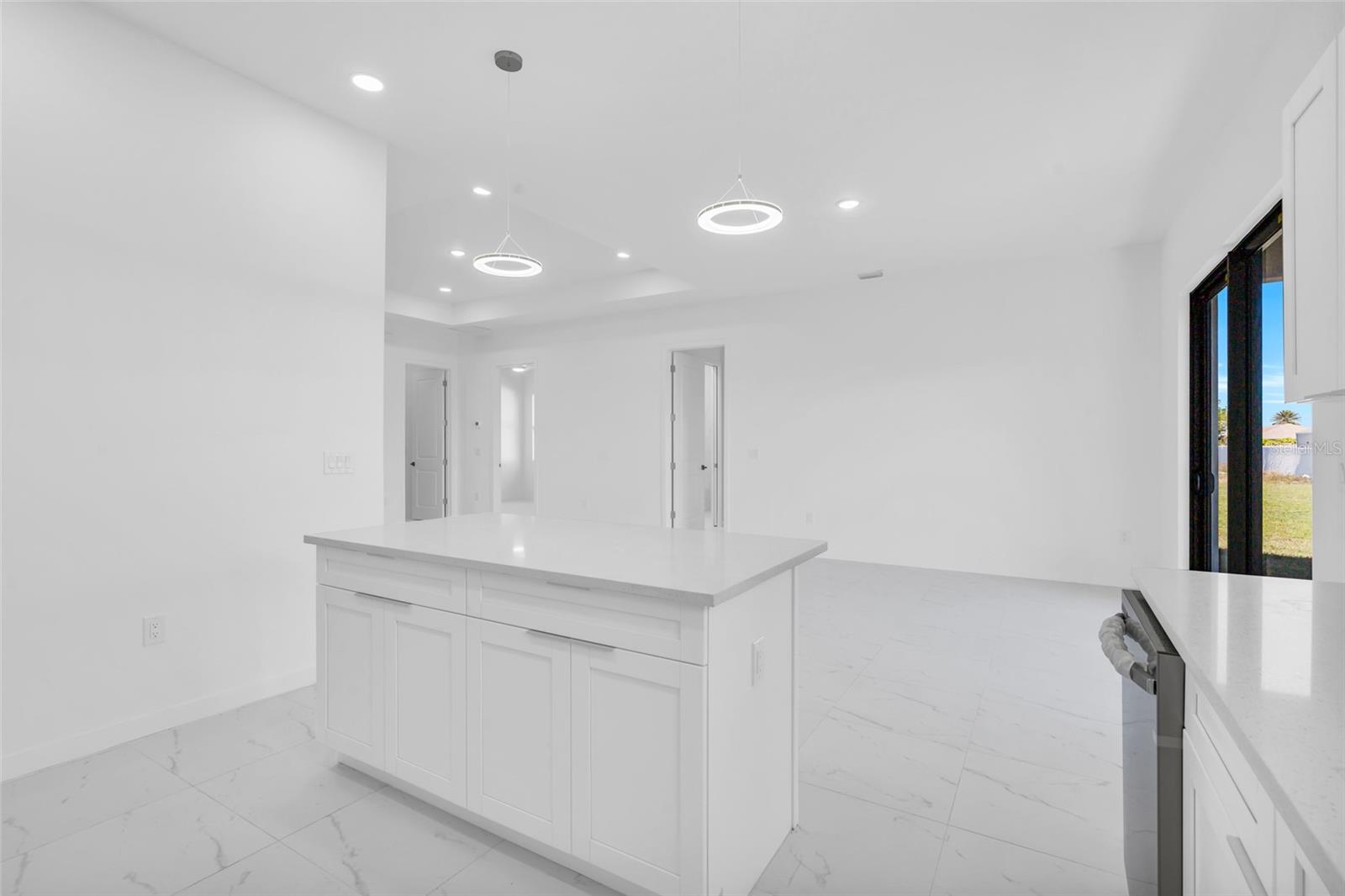 1021 CHIQUITA BLVD N, CAPE CORAL, FL, 33993